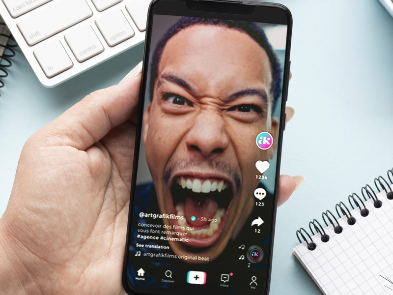Captation vidéo format vertical pour réseaux sociaux Instagram — Artgrafik Films Royan